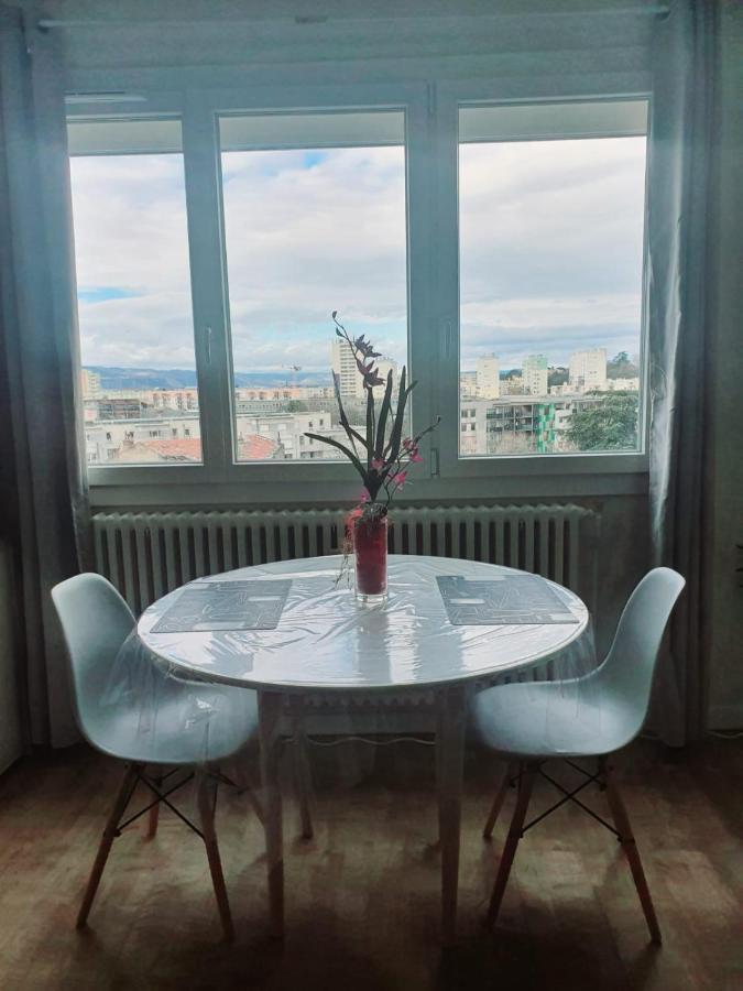 T1 Centre De Valence Apartment Valence  Luaran gambar